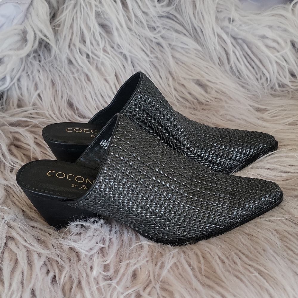 Coconuts by Matisse Charcoal Textured Mules Size 8